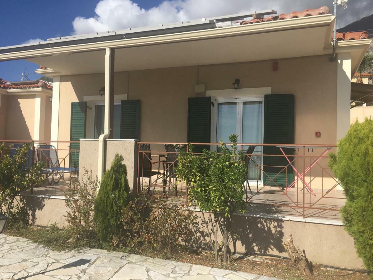 George Apartments Лурдата Екстериор снимка
