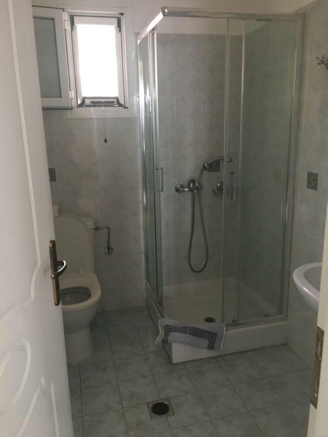 George Apartments Лурдата Екстериор снимка